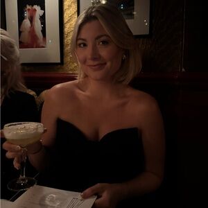 Meet your Posher, Emily